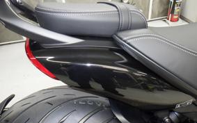 TRIUMPH ROCKET III GTストーム 2026