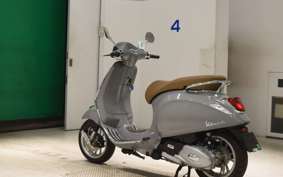 VESPA PRIMAVERA 125