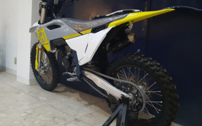 OTHER  HUSQUARNA TC125