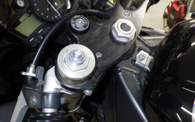 YAMAHA YZF-R1 2003