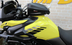 SUZUKI DL650 ( V-Strom 650 ) ABS 2020 C733A
