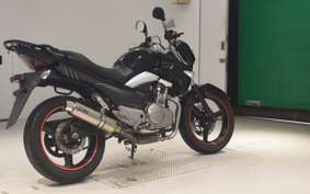 SUZUKI GSR250
