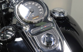 HARLEY FLD 2014 GZ4