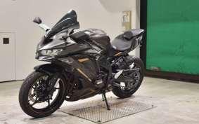 KAWASAKI ZX-25R ZX250E