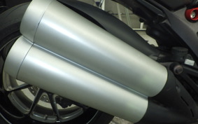 DUCATI DIAVEL 2011