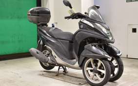 YAMAHA TRICITY 125 2005 SE82J