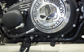 HARLEY XL883N 2015