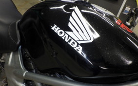 HONDA VTR 250 MC33