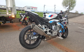 BMW M1000R 2023 0E81