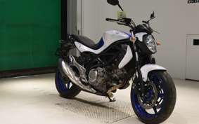 SUZUKI ｸﾞﾗﾃﾞｨｳｽ400 2018 VK58A