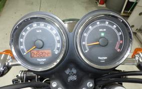 TRIUMPH BONNEVILLE T100 2013