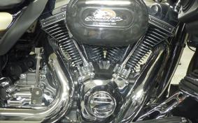 HARLEY FLTRUSE1800CVO 2010