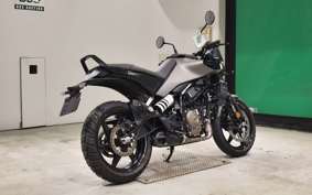 HUSQVARNA SVARTPILEN 250