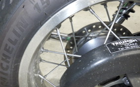 TRIUMPH BONNEVILLE T120 2025