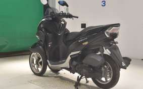 YAMAHA ﾄﾘｼﾃｨ125 SE82J