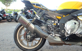 YAMAHA YZF-R1 2016 RN39