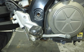 APRILIA DORSODURO 750 2009