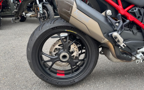 DUCATI  DUCATI M STRADA V4 PIE KUSUPI-KU 2022 6A00