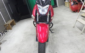 SUZUKI GSR250