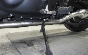 TRIUMPH BONNEVILLE T100 2013