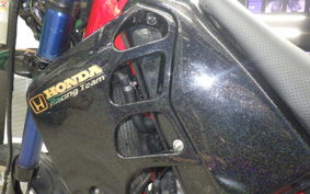HONDA CRM250R MD24