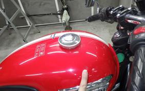 TRIUMPH THRUXTON 900 2008