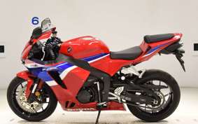 HONDA CBR600RR 2024 PC40