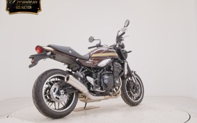 KAWASAKI Z900RS 2025 ZR900K