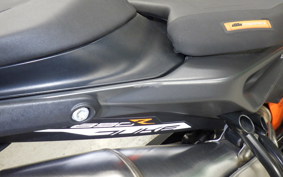 KTM 890 DUKE R 2021