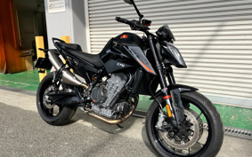 KTM 890 DUKE 2023 TU940