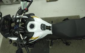 SUZUKI DL650 ( V-Strom 650 ) XTA 2022 C733A