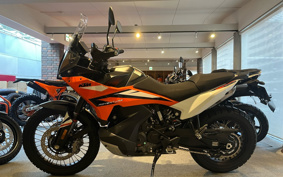 KTM 890 ADVENTURE	 2023 TS640