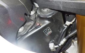 SUZUKI Vｽﾄﾛｰﾑ1000A 2014 VU51A