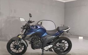 YAMAHA FZ25 RG42