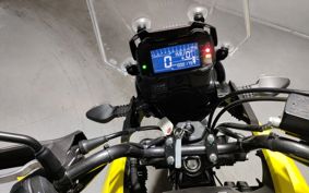 SUZUKI V-STROM 250 DS12E