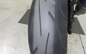 KAWASAKI ZX 10 NINJA R 2010