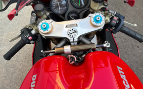 DUCATI 748 R 2001 ZDMH300AA1B