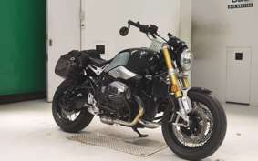 BMW R NINE T 2019
