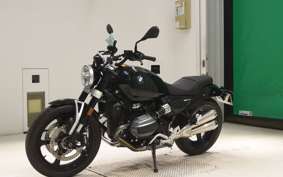 BMW R12