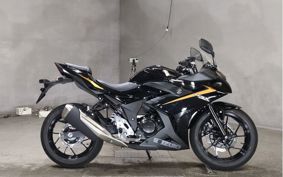 SUZUKI GSX250R DN12B