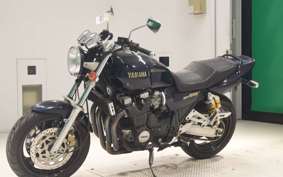 YAMAHA XJR1200 2002 4KG