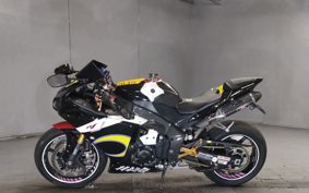 YAMAHA YZF-R1 2010 RN23