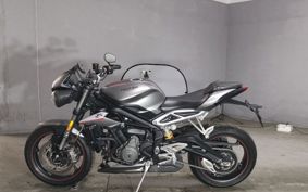 TRIUMPH STREET TRIPLE RS HDA464