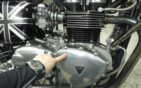 TRIUMPH THRUXTON 900 2007