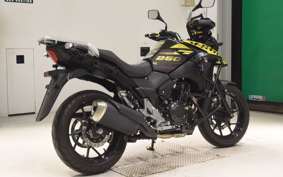 SUZUKI Vｽﾄﾛｰﾑ250