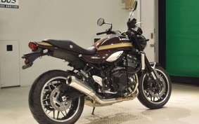 KAWASAKI Z900RS 2025 ZR900K