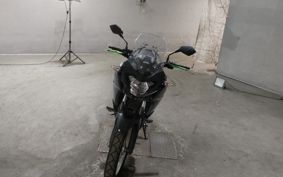 KAWASAKI VERSYS-X 250 TOURER LE250D