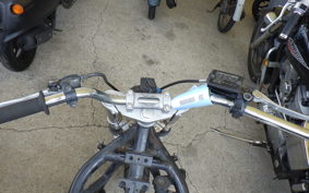 SUZUKI GSX250FX ZR250C