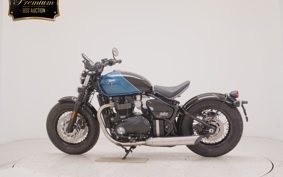 TRIUMPH BONNEVILLE BOBBER 2026
