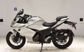 SUZUKI ジクサー250 SF